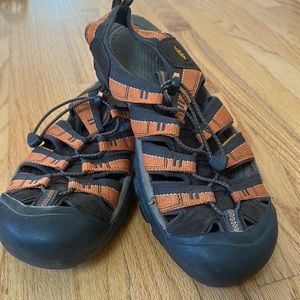 Keens men’s sandal